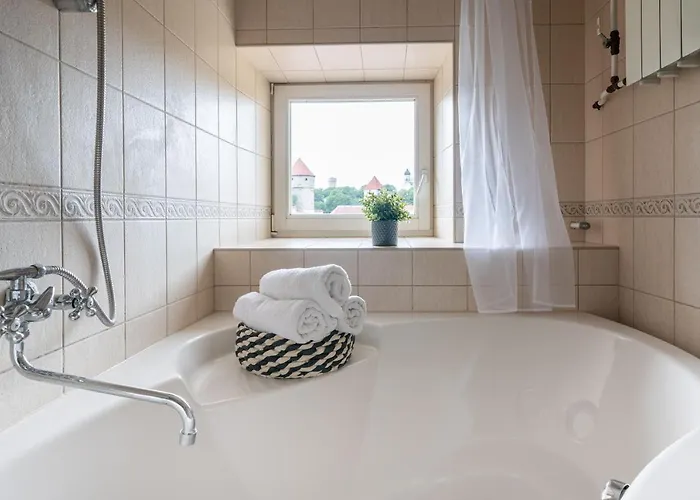 Old Town - Suur Karja Tallin