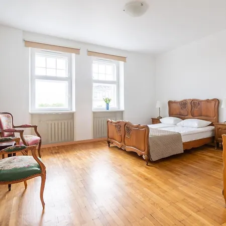 Old Town - Suur Karja Apartman